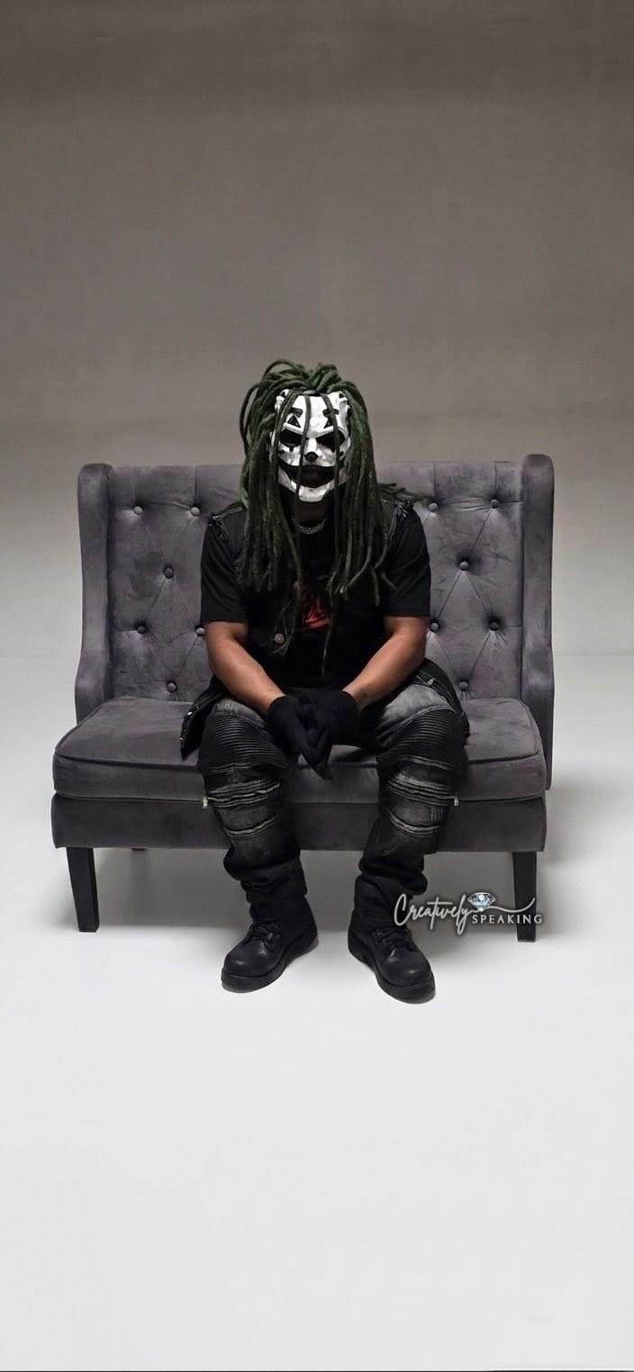 Jai Loyal solo portrait from The Solomon Paulk Show session